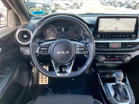 Used 2023 Kia Forte GT-Line w/ GT-Line Technology Package image 16