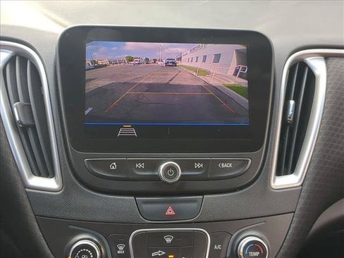 Used 2019 Chevrolet Malibu RS FWD image 14