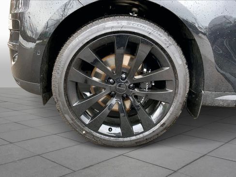 New 2026 Land Rover Range Rover Sport SE AWD/4WD image 15