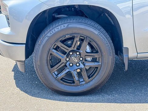 Used 2025 Chevrolet Silverado 1500 Custom AWD/4WD image 7