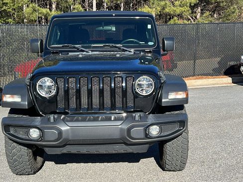 Certified 2022 Jeep Wrangler Willys image 3