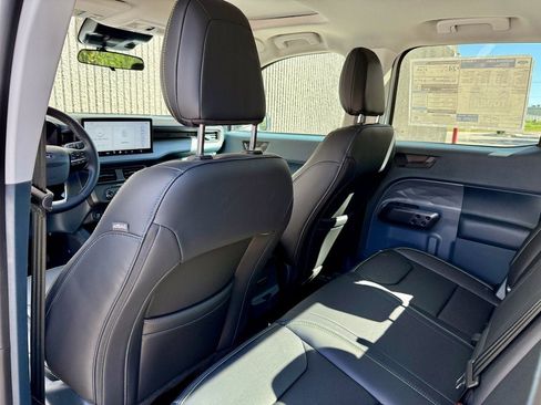 New 2025 Ford Maverick Lobo image 12