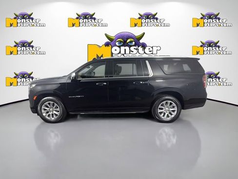Used 2023 Chevrolet Suburban Premier image 8