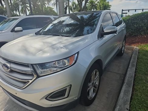 Used 2016 Ford Edge Titanium w/ Equipment Group 302A FWD image 2