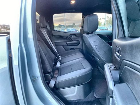 New 2026 GMC Canyon Elevation w/ LPO, Black Badging Package image 37