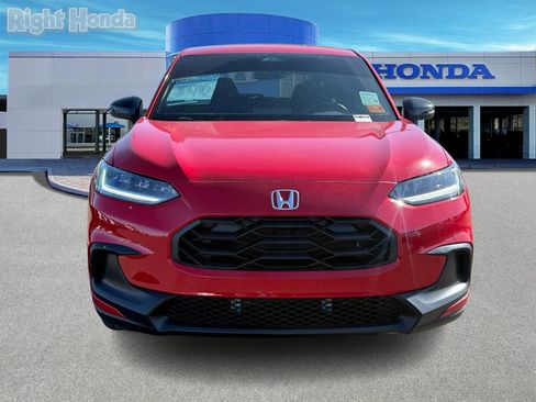 Certified 2025 Honda HR-V Sport image 7