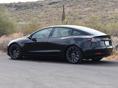 Used 2022 Tesla Model 3 Performance AWD/4WD image 5