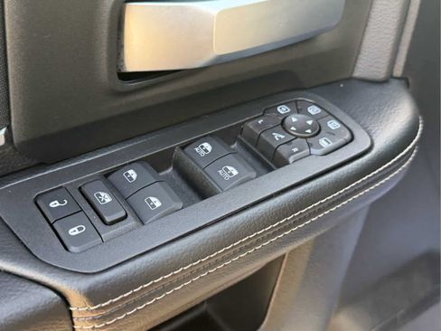 Used 2026 RAM 2500 Big Horn AWD/4WD image 9