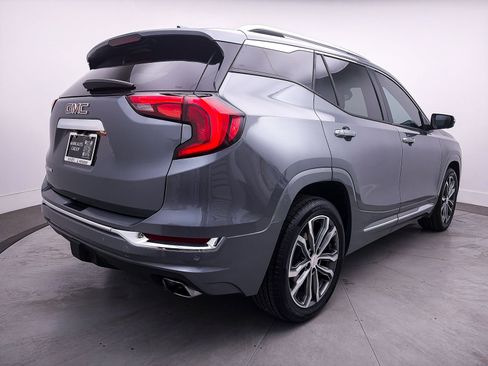 Used 2020 GMC Terrain Denali w/ Denali Premium Package image 12
