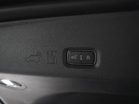Used 2025 Ford Expedition Max Platinum AWD/4WD image 15