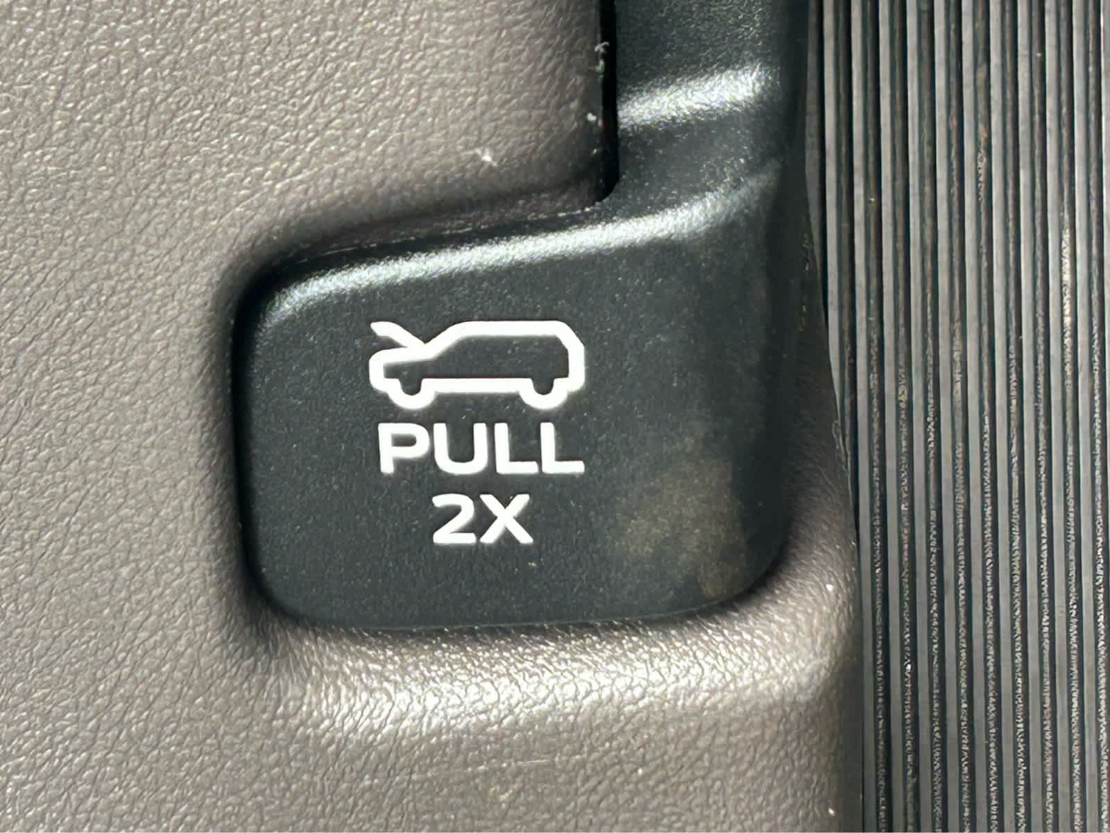 Used 2020 Lincoln Aviator Reserve w/ Equipment Group 202A AWD/4WD image 36