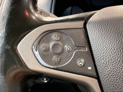 Used 2020 Chevrolet Colorado Z71 AWD/4WD image 12