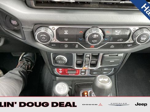 Used 2024 Jeep Wrangler Unlimited Rubicon image 24