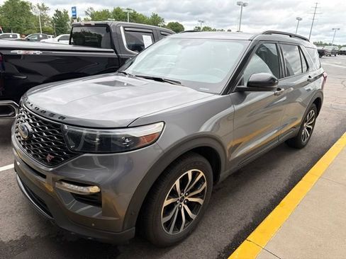 Used 2021 Ford Explorer ST w/ Equipment Group 401A AWD/4WD image 4