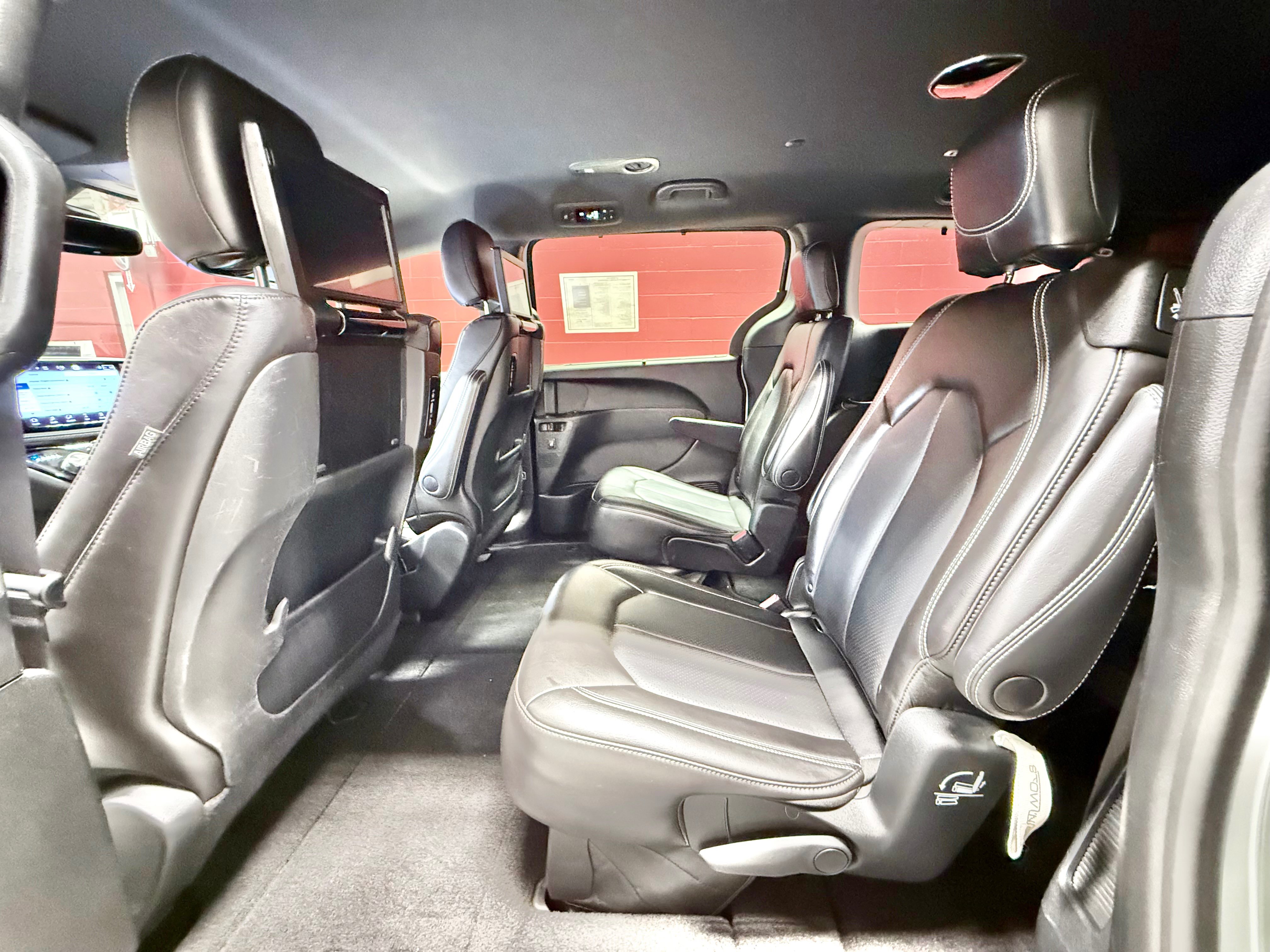 Certified 2023 Chrysler Pacifica Touring-L w/ Uconnect Theater Family Group AWD/4WD image 36