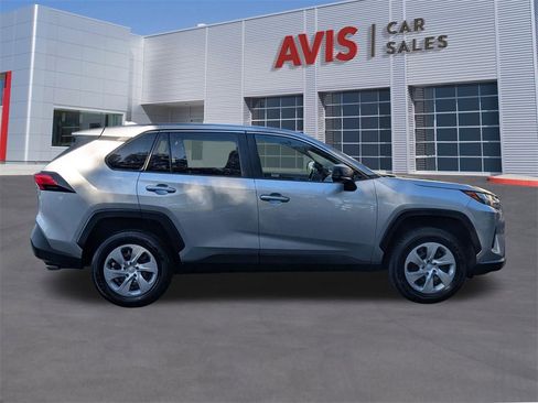 Used 2025 Toyota RAV4 LE image 5