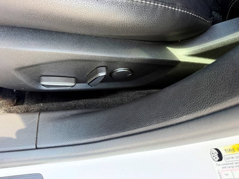 Used 2016 Ford Fusion Titanium FWD image 31