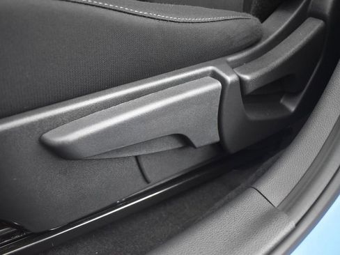 Used 2025 Nissan Sentra SV w/ Trunk Package image 28