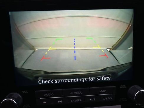 Certified 2024 Nissan Frontier PRO-4X w/ Technology Package image 6