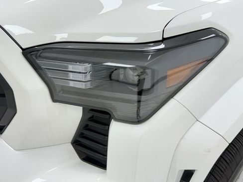 Used 2024 Toyota Tacoma SR image 6