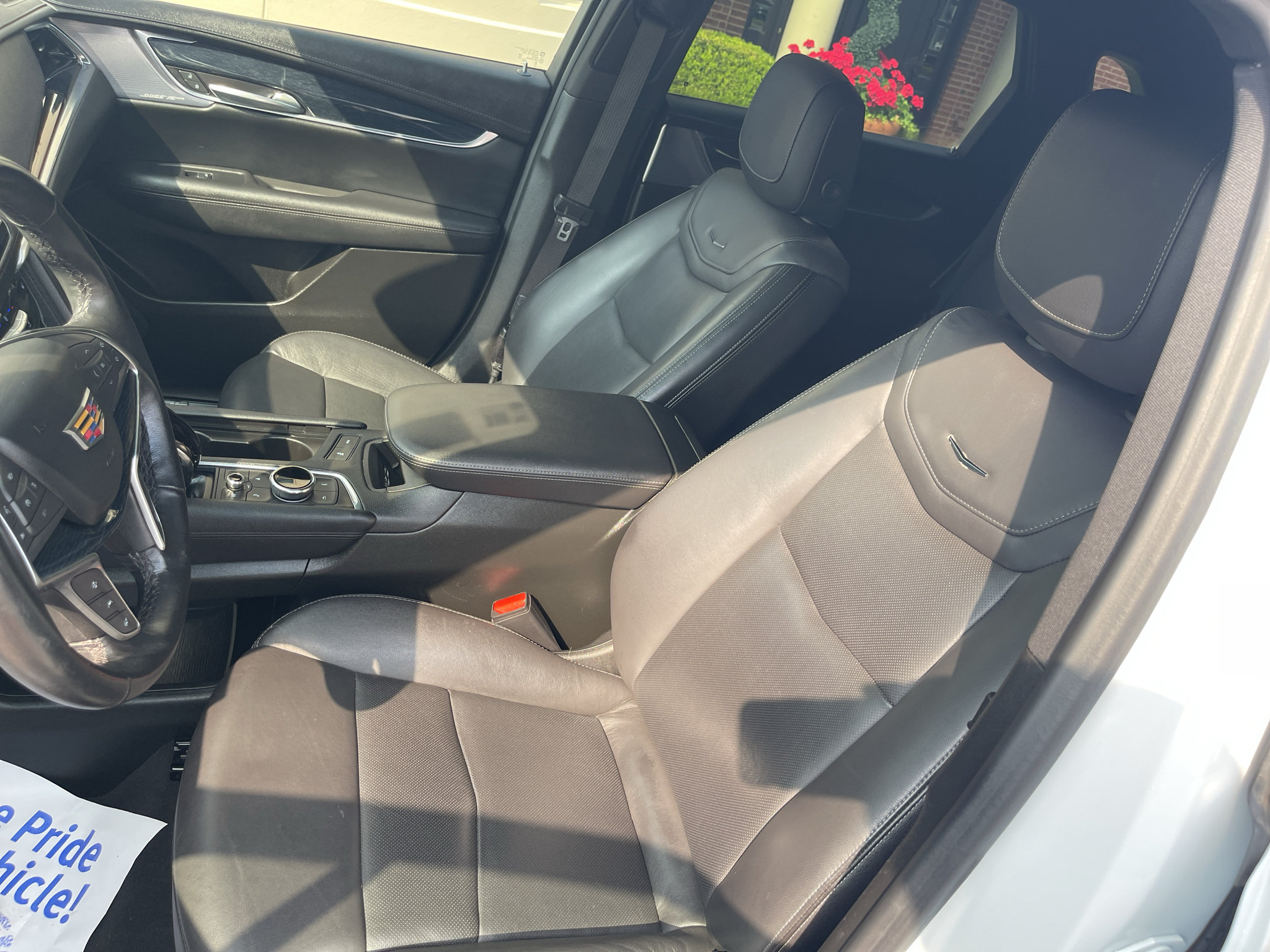 Used 2024 Cadillac XT5 Premium Luxury w/ Technology Package AWD/4WD image 15