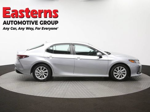 Used 2021 Toyota Camry LE FWD image 36