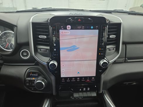 Used 2025 RAM 1500 Big Horn AWD/4WD image 14
