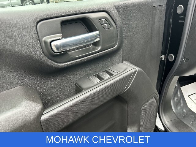 Used 2026 Chevrolet Silverado 3500 W/T AWD/4WD image 23