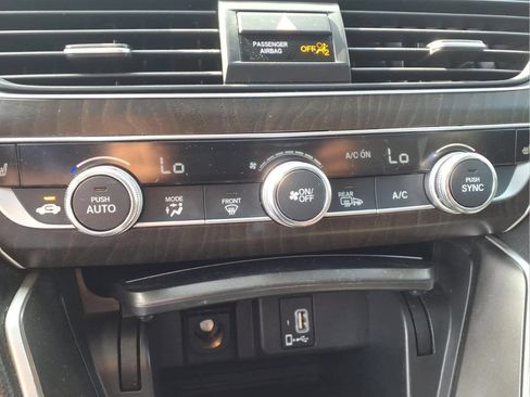 Used 2019 Honda Accord EX image 16