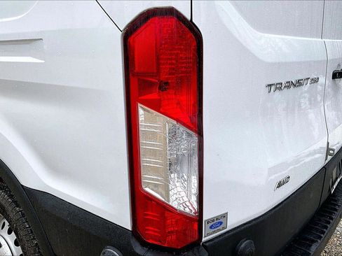 Used 2020 Ford Transit 250 Medium Roof AWD w/ Load Area Protection Package image 26