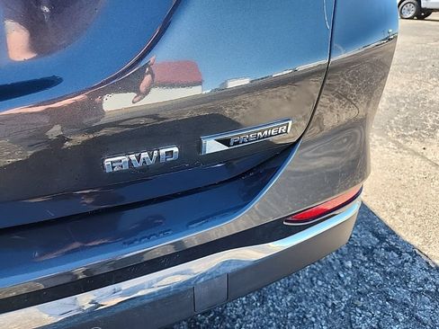 Used 2018 Chevrolet Equinox Premier AWD/4WD image 6