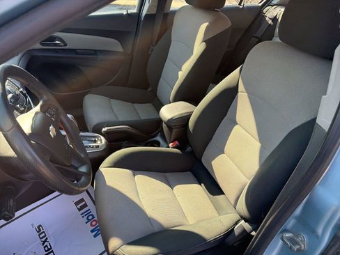Used 2012 Chevrolet Cruze LS w/ Connectivity Package image 20