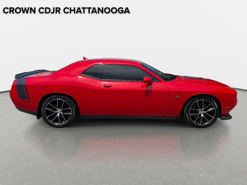 Used 2016 Dodge Challenger R/T Scat Pack RWD image 6