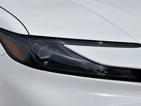 New 2026 Toyota Camry SE FWD image 30