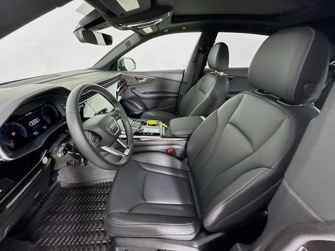 Used 2026 Audi Q8 Premium Plus AWD/4WD image 5