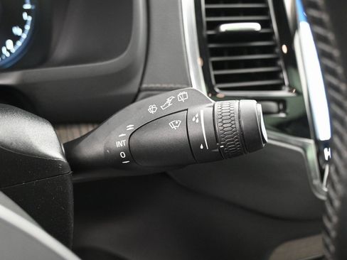 Used 2022 Volvo XC90 T8 Inscription image 19