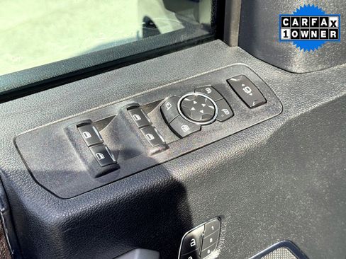 Used 2019 Ford F250 Lariat w/ Lariat Ultimate Package image 17