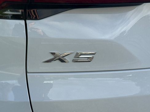 Certified 2024 BMW X5 xDrive50e w/ Premium Package image 37