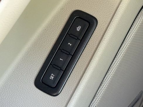 Used 2019 GMC Yukon XL Denali w/ Denali Ultimate Package image 19