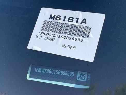 Used 2025 Ford Explorer ST w/ Sun And Sound Package AWD/4WD image 40