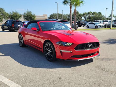 Used 2020 Ford Mustang Premium w/ Equipment Group 201A RWD image 3