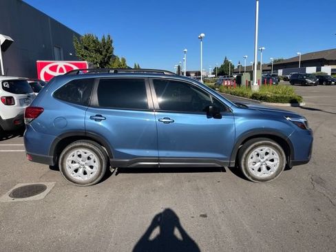 Used 2021 Subaru Forester AWD/4WD image 3