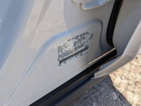 New 2025 Ford Maverick XL w/ Equipment Group 102A image 35