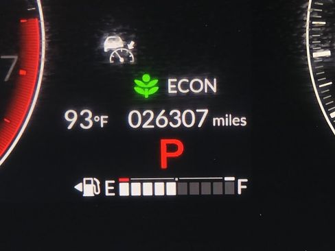 Certified 2025 Honda Pilot EX-L image 31
