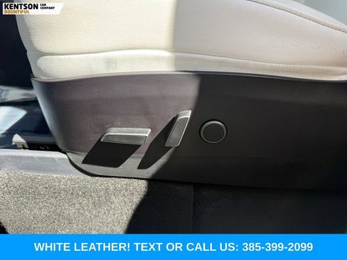 Used 2021 Tesla Model Y Long Range AWD/4WD image 26