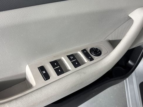 Used 2016 Hyundai Sonata SE image 10