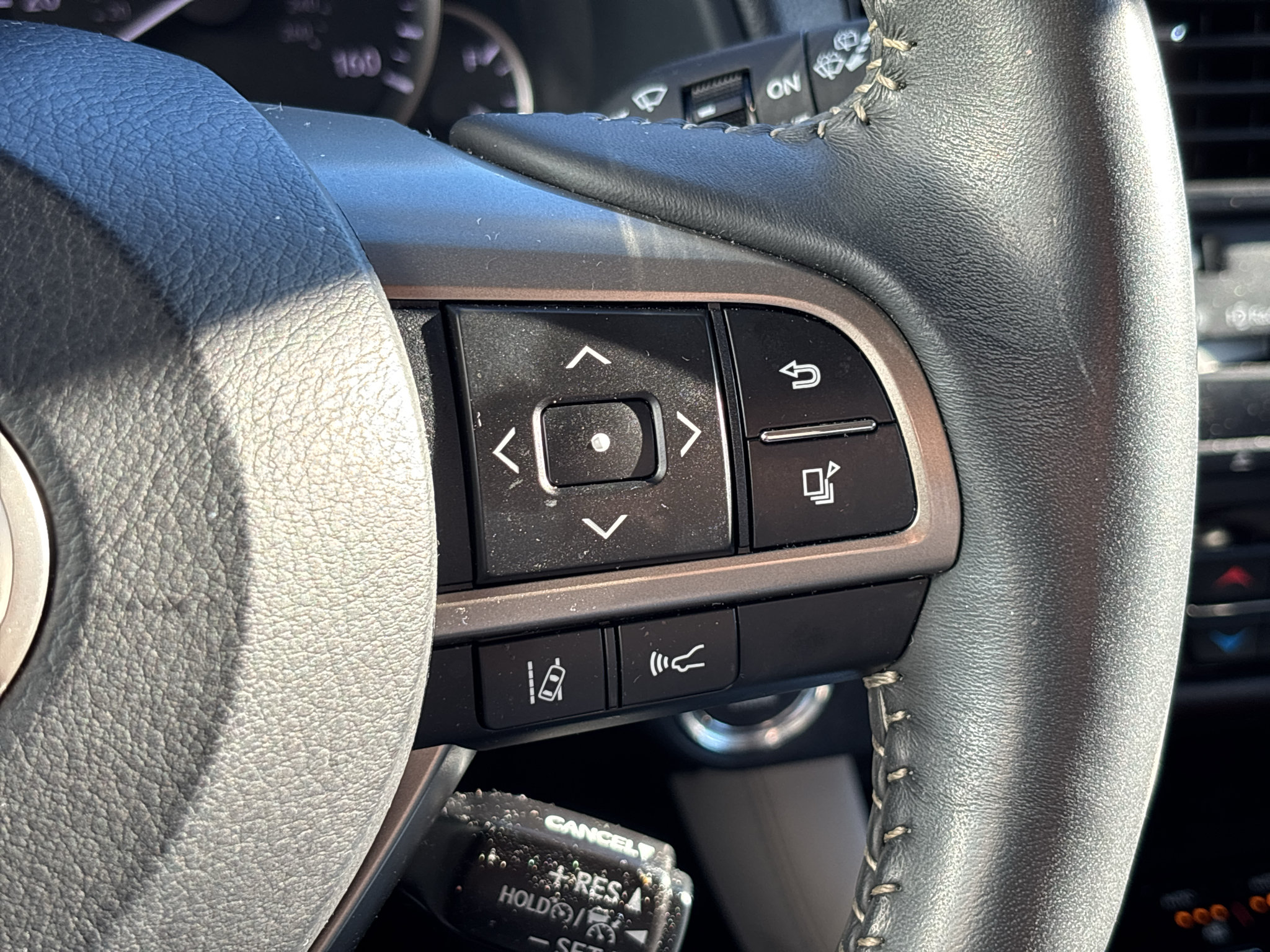 Used 2017 Lexus RX 350 FWD w/ Luxury Package image 20