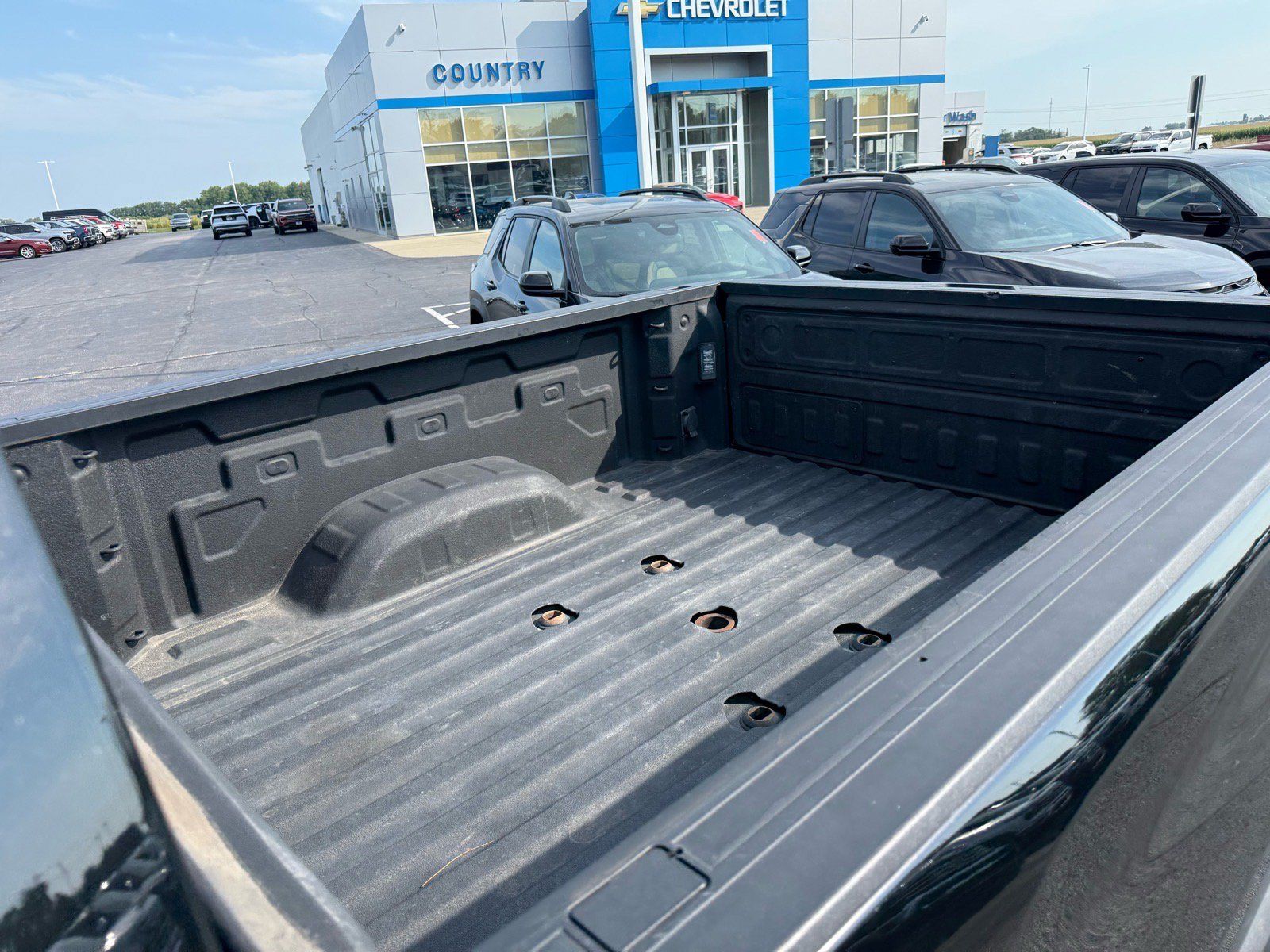 Used 2022 Chevrolet Silverado 2500 High Country w/ Z71 Off-Road Package AWD/4WD image 13