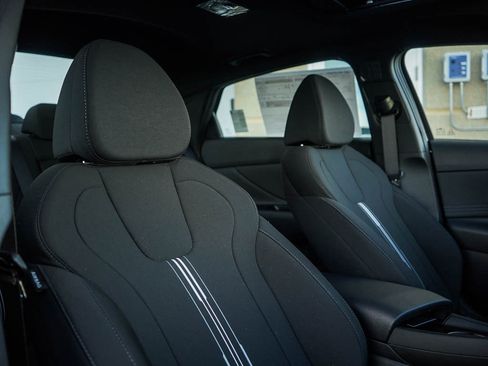 New 2026 Hyundai Elantra SEL Sport Premium FWD image 10