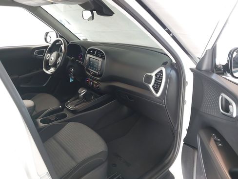 Used 2020 Kia Soul GT-Line image 29